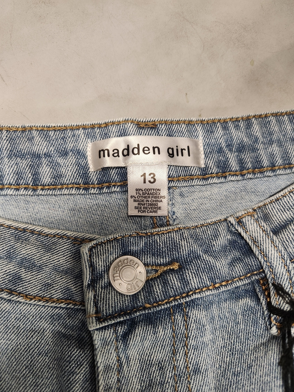 Jeans Subcategory Identification - Picture 3 of 5